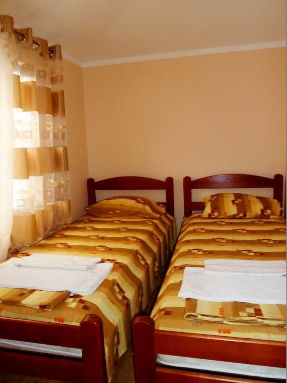 פודגוריצה Apartments Papillon חדר תמונה